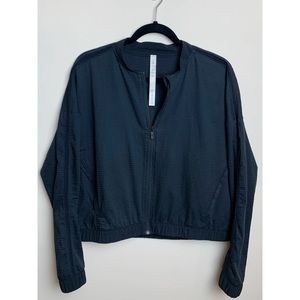 LULULEMON | Black Textured Light Jacket
